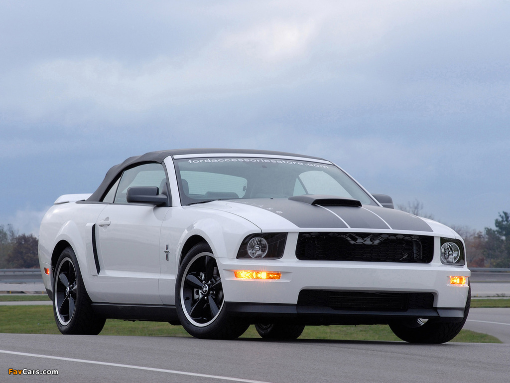 Ford Project Mustang GT Convertible 2006 wallpapers (1024 x 768)