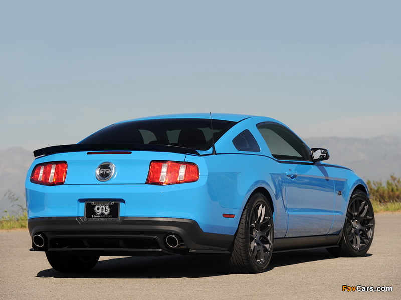 Mustang RTR Package 2010–11 photos (800 x 600)