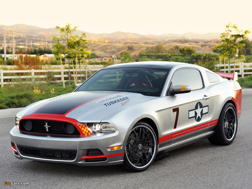 Mustang GT Red Tails 2012 wallpapers (1024 x 768)