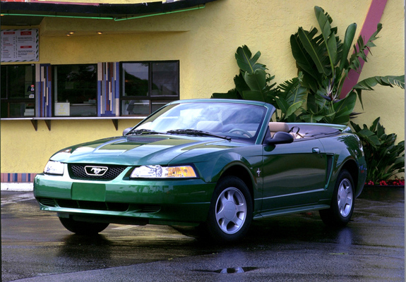Mustang Gt Convertible 1999 2004 Wallpapers