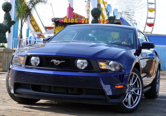 Mustang 5.0 GT 2010–12 wallpapers