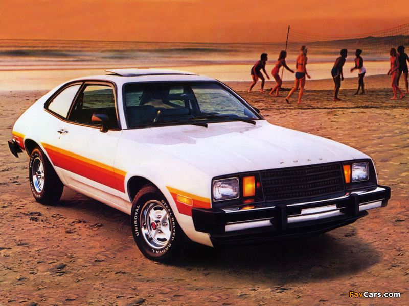 Photos of Ford Pinto Runabout with Cruising Package 1979 (800 x 600)