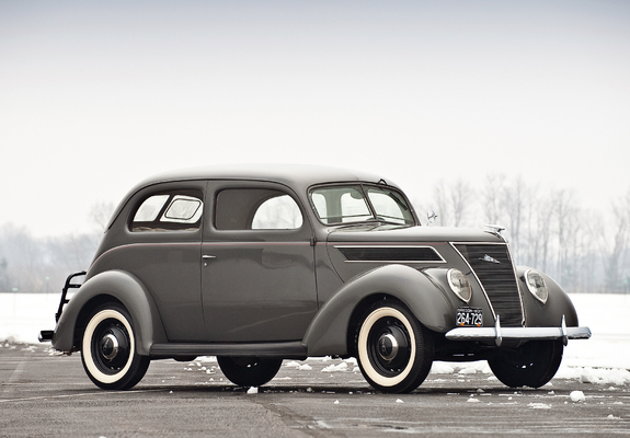 Ford V8 Standard Tudor Sedan (78-700A) 1937 images