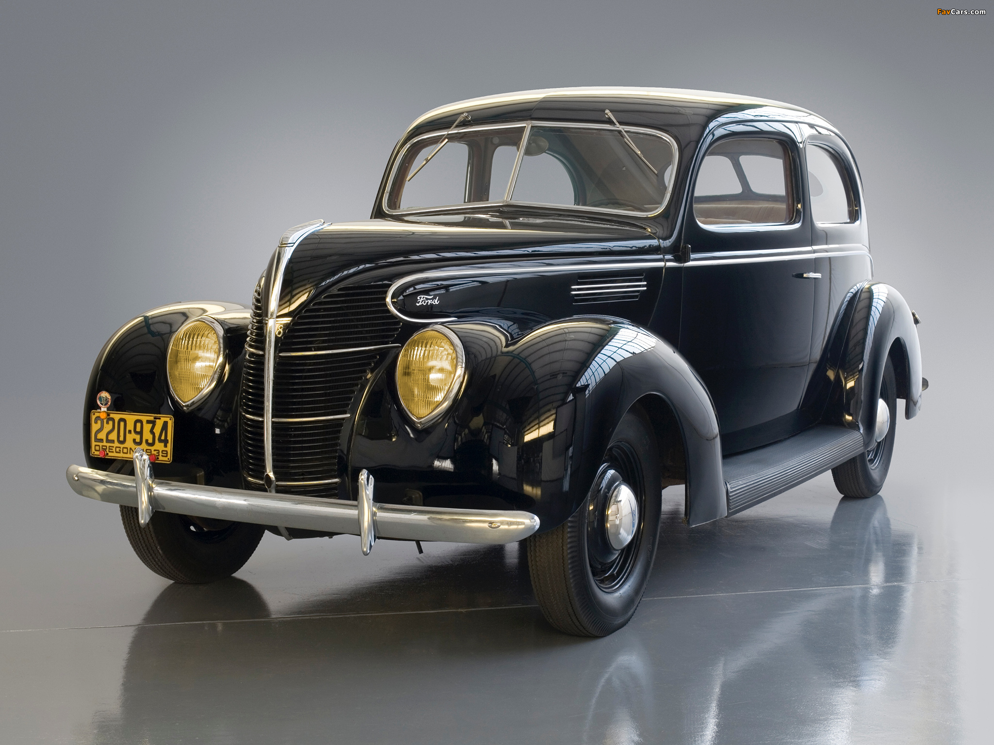 Ford Standard Tudor Sedan (91A) 1939 images (2048 x 1536)