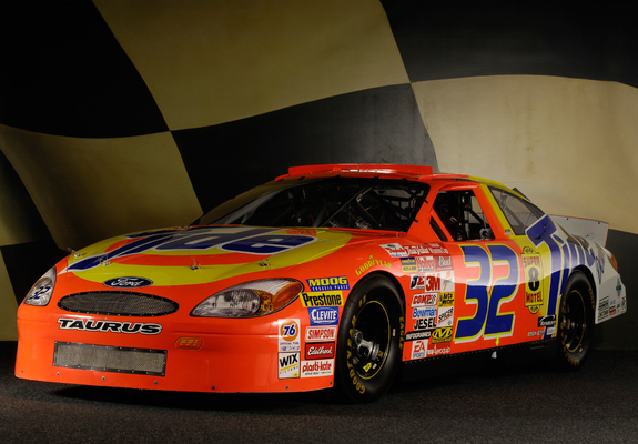 Pictures of Ford Taurus NASCAR Race Car 1999