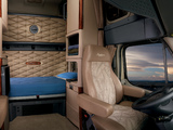 Images of Freightliner Cascadia Raised Roof 2007