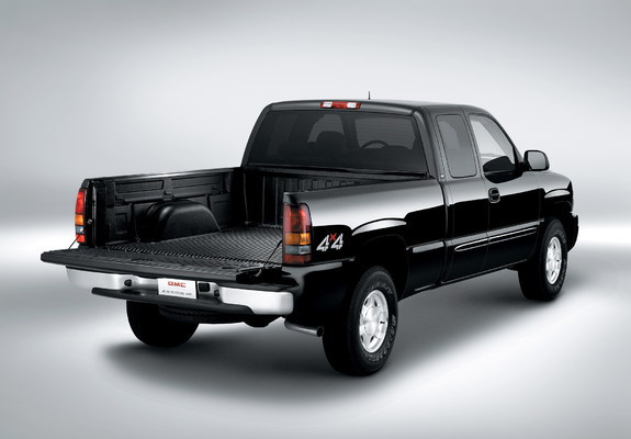 GMC Sierra Extended Cab 2002–06 pictures