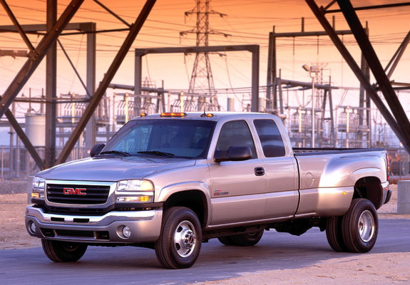 Images of GMC Sierra 3500 HD Extended Cab 2004–06