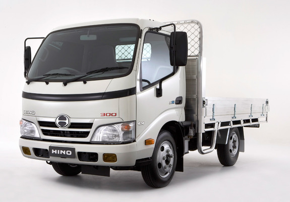 Pictures of Hino 300-414 2007–11