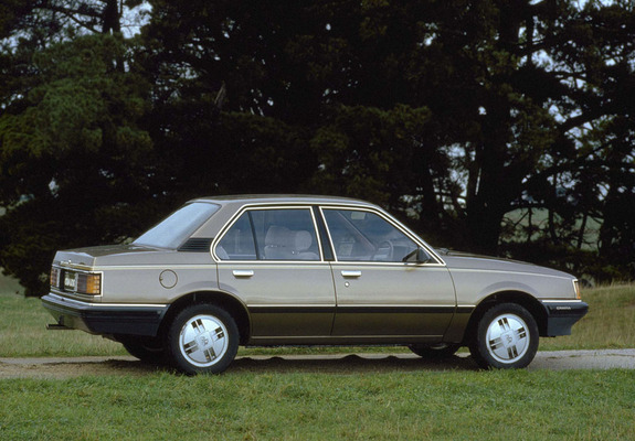 Pictures of Holden JB Camira 1982–85