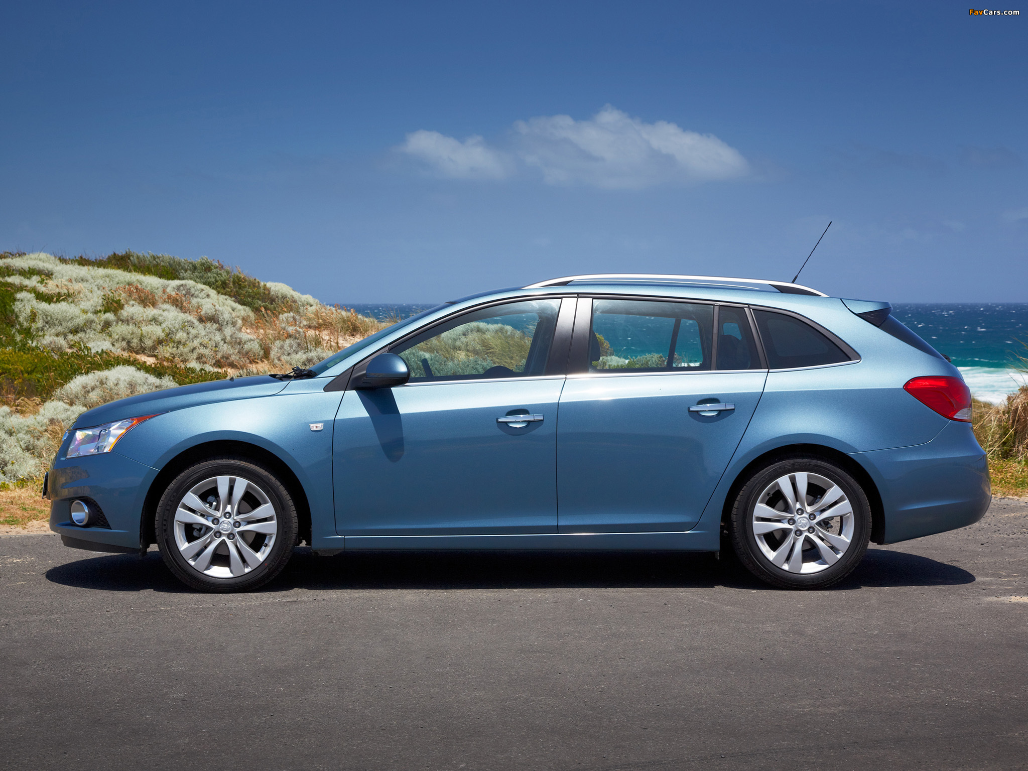 Pictures of Holden Cruze Sportwagon (JH) 2012 (2048 x 1536)