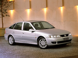 Holden Vectra Hatchback (JS) 1999–2003 pictures