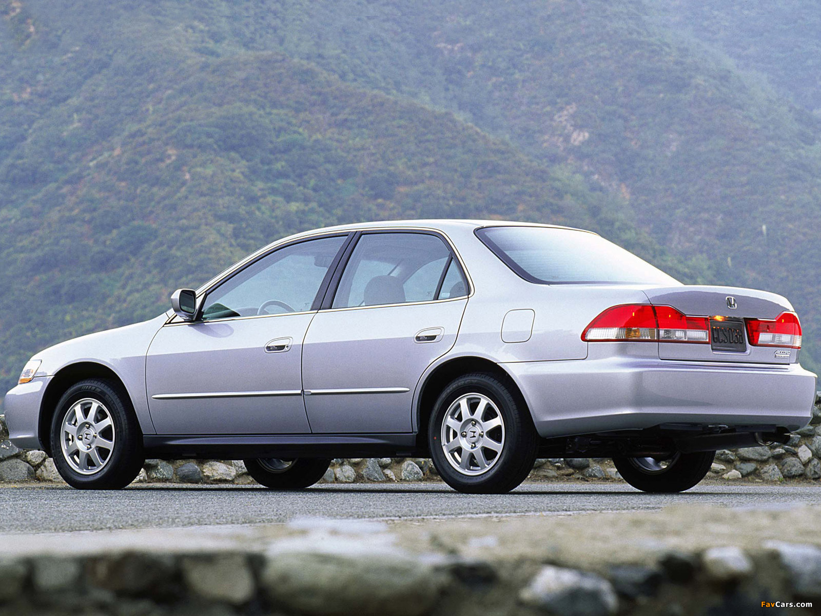 Honda Accord Sedan USspec 19982002 images (1600x1200)