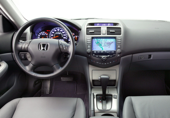 Images of Honda Accord Hybrid US-spec 2005–06