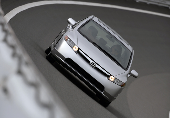 Pictures of Honda Civic Sedan US-spec 2006–08