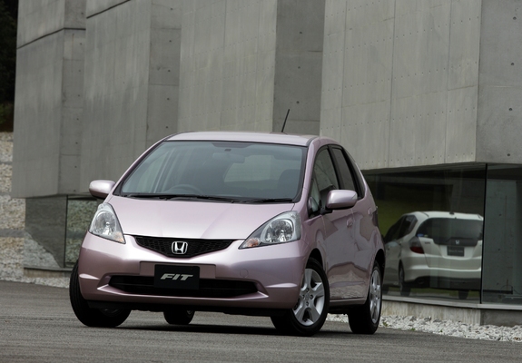 Honda Fit (GE) 2007–09 photos
