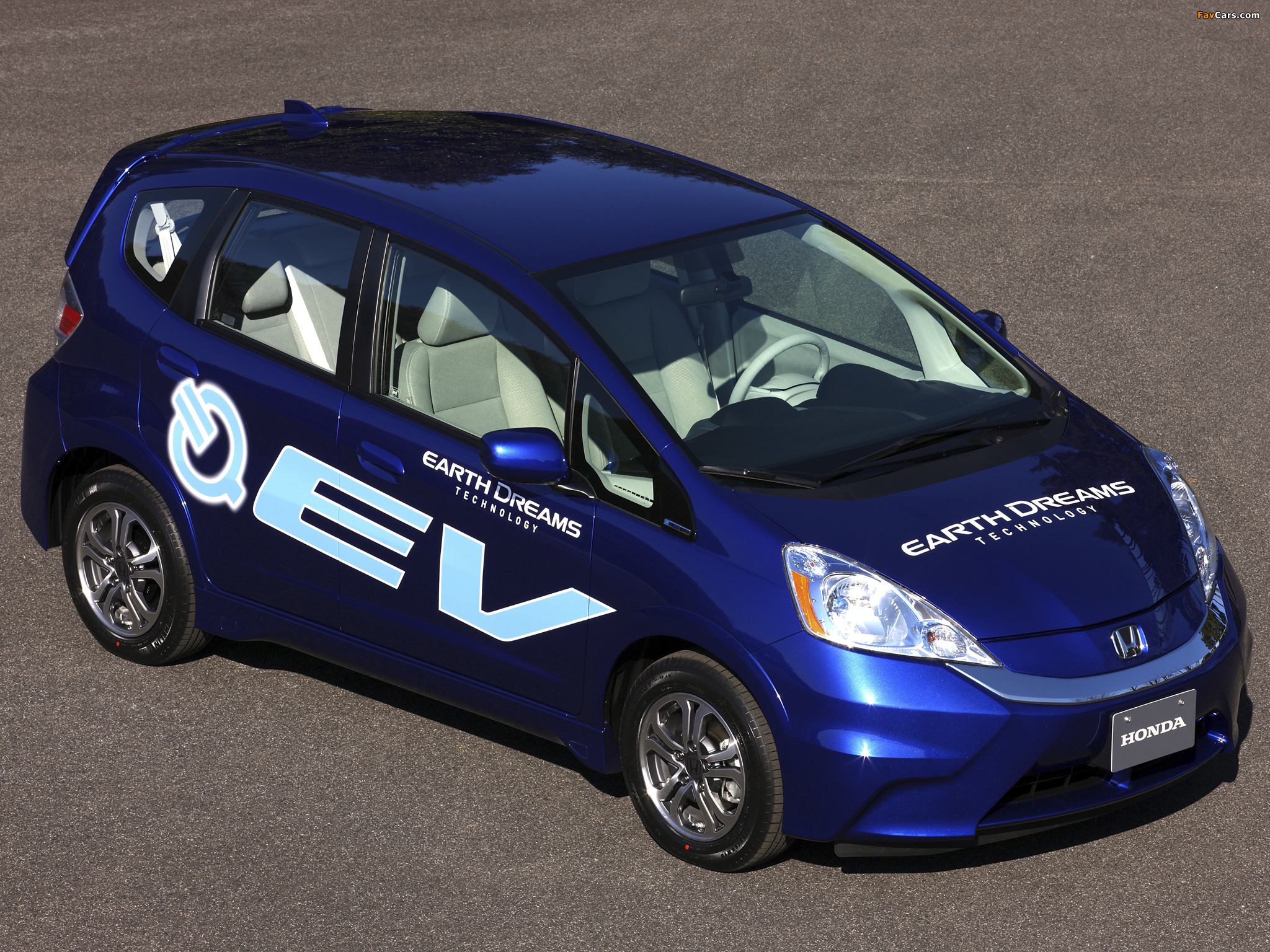 Honda Fit EV Concept (GE) 2010 wallpapers (2048 x 1536)