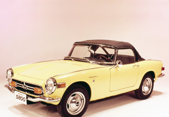 Pictures of Honda S800 1966–68