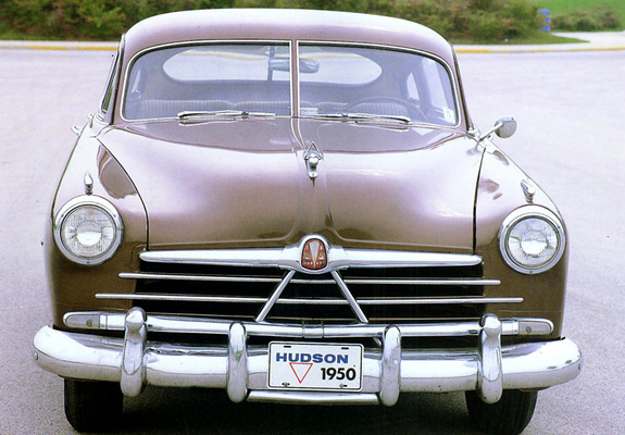 Hudson Commodore Sedan 1950 images