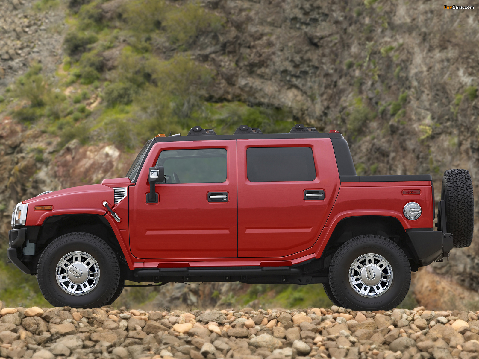 Hummer H2 SUT Victory Red Limited Edition 2007 images (1600 x 1200)