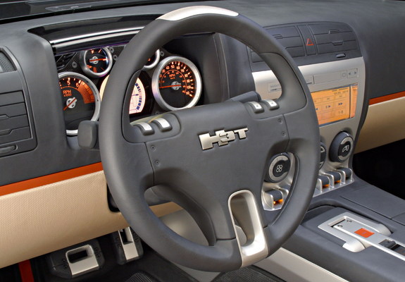 Photos of Hummer H3T Concept 2004
