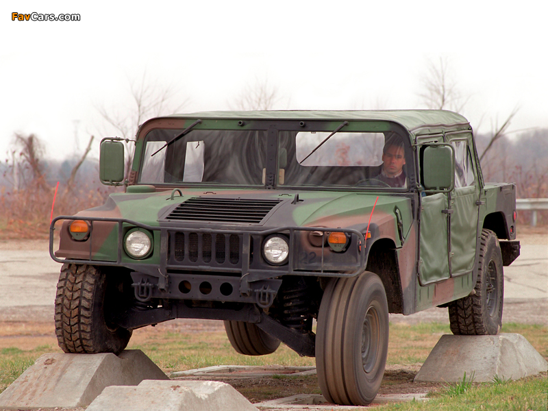 Pictures of HMMWV M998 1984–89 (800 x 600)