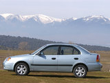 Hyundai Accent Sedan 2003–06 photos