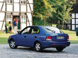 Photos of Hyundai Accent 5-door 2000–03