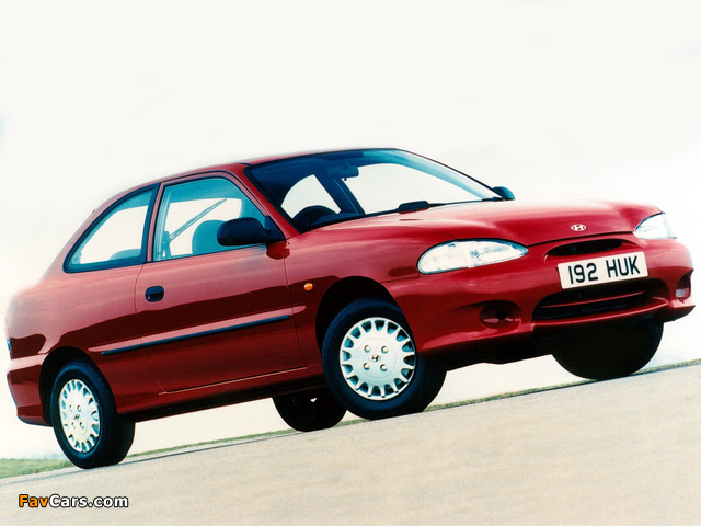 Pictures of Hyundai Accent 3-door 1996–2000 (640 x 480)