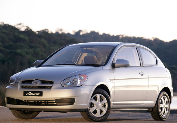 Hyundai Accent 3-door AU-spec 2006–11 wallpapers