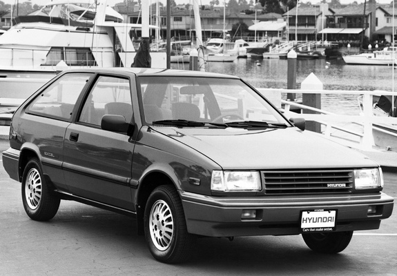 Hyundai Excel 3-door US-spec (X1) 1987–89 photos