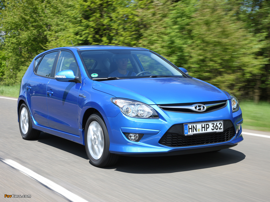 Pictures of Hyundai i30 Blue Drive (FD) 2010 (1024x768)
