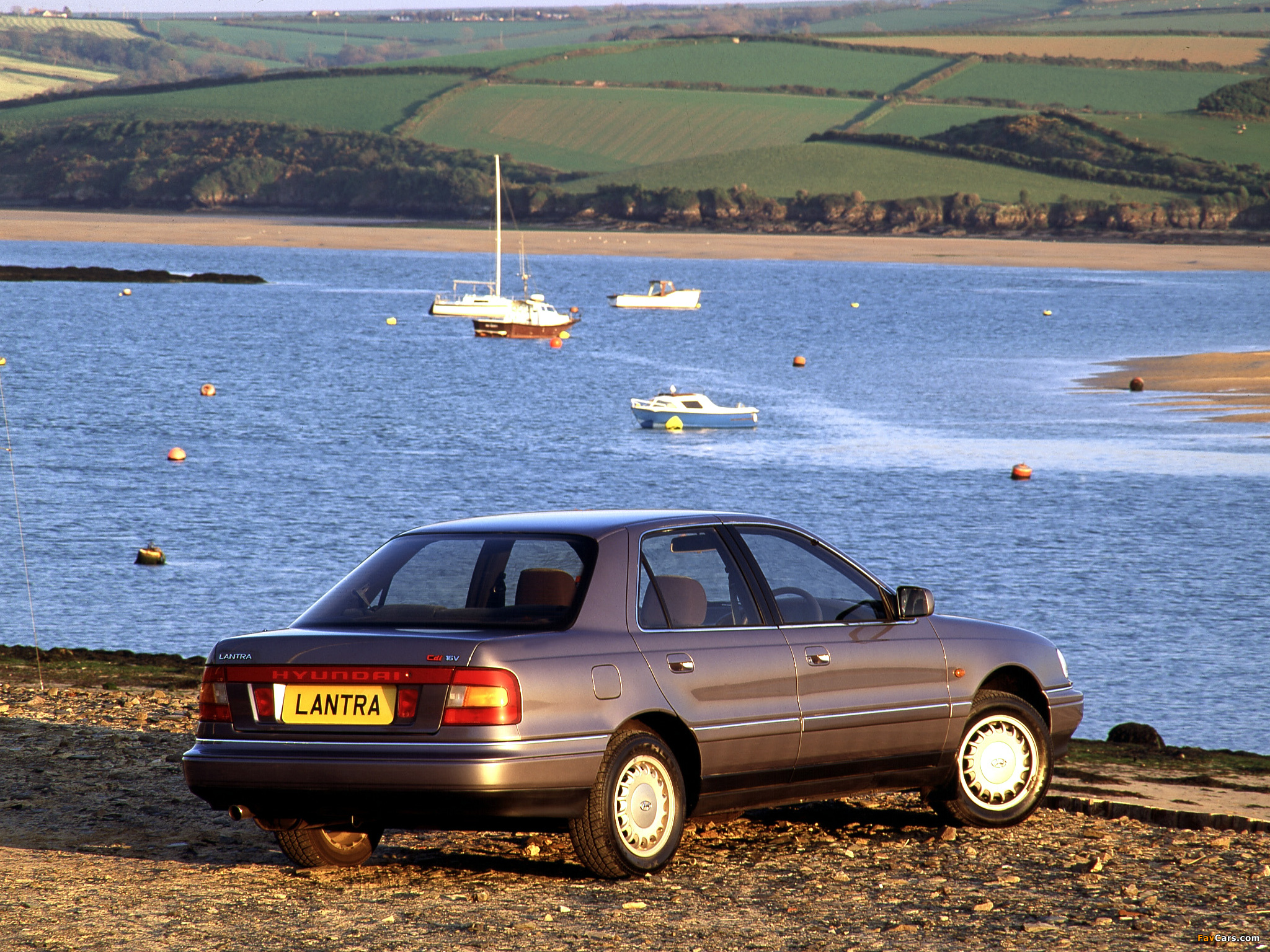 Hyundai Lantra UK-spec (J1) 1993–95 images (2048 x 1536)
