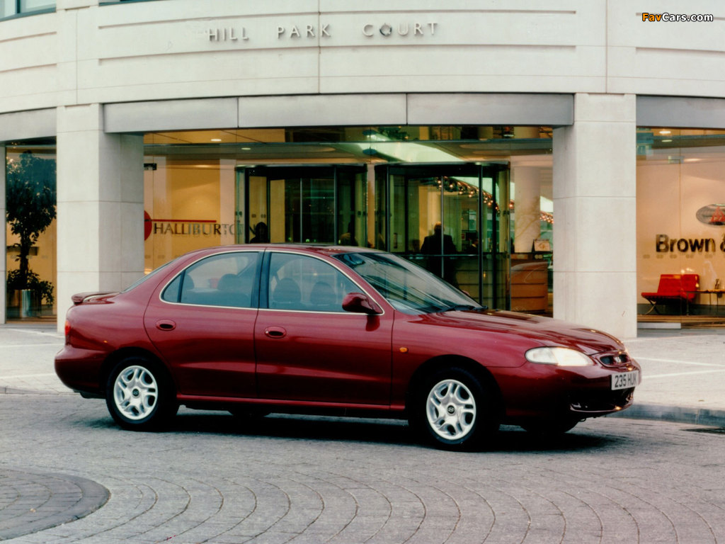 Hyundai Lantra UK-spec (J2) 1995–98 images (1024 x 768)