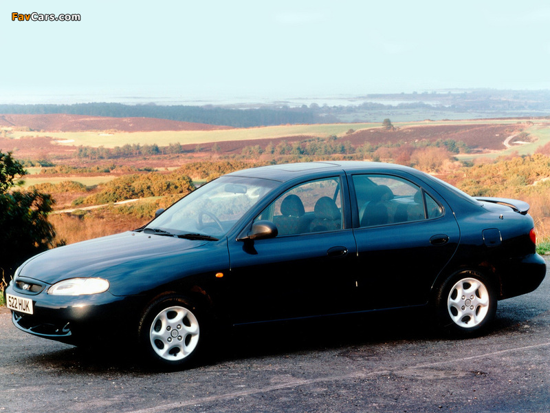 Images of Hyundai Lantra UK-spec (J2) 1995–98 (800 x 600)