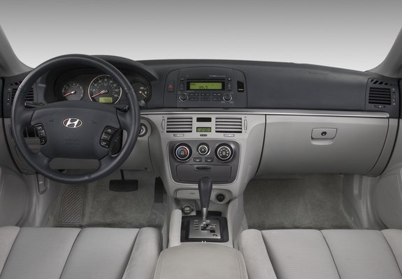 Hyundai Sonata US-spec (NF) 2005–08 images