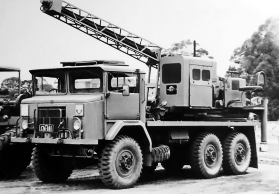 International ACCO Mk.5 F1 Truck Mounted (Census 6283) 1967 images
