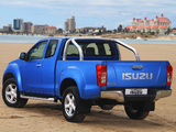 Pictures of Isuzu KB Extended Cab 2013