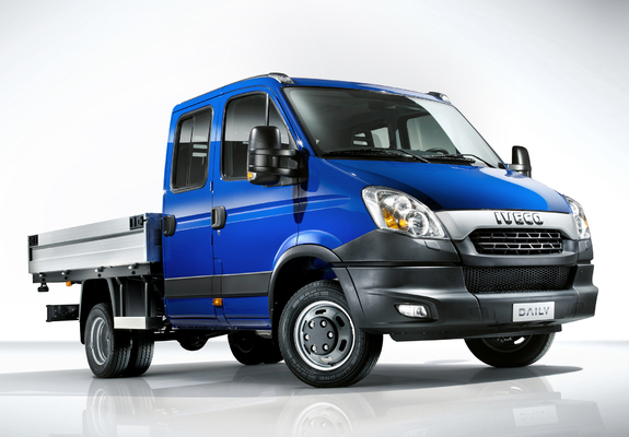 Iveco Daily Crew Cab 2011–14 wallpapers