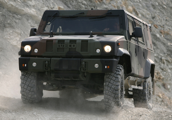 Iveco Lince LMV 2001 wallpapers