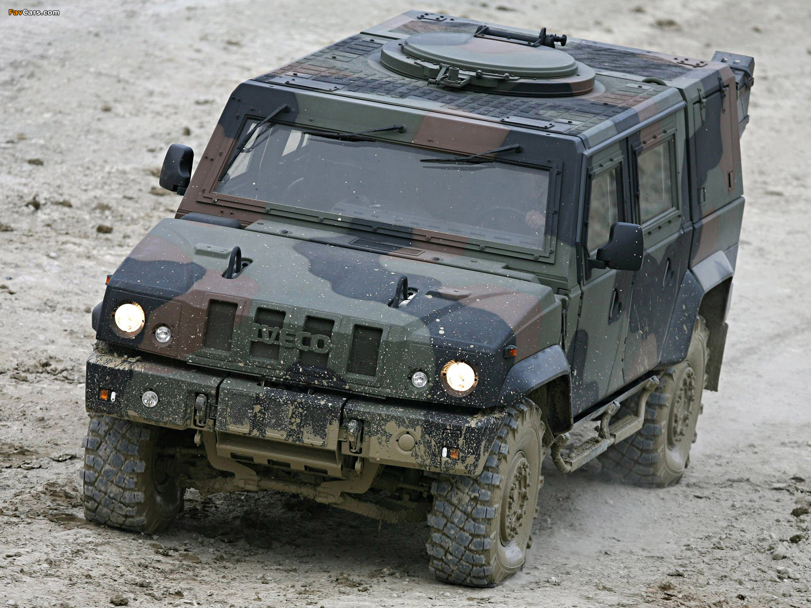 Pictures of Iveco Lince LMV 2001 (1600 x 1200)