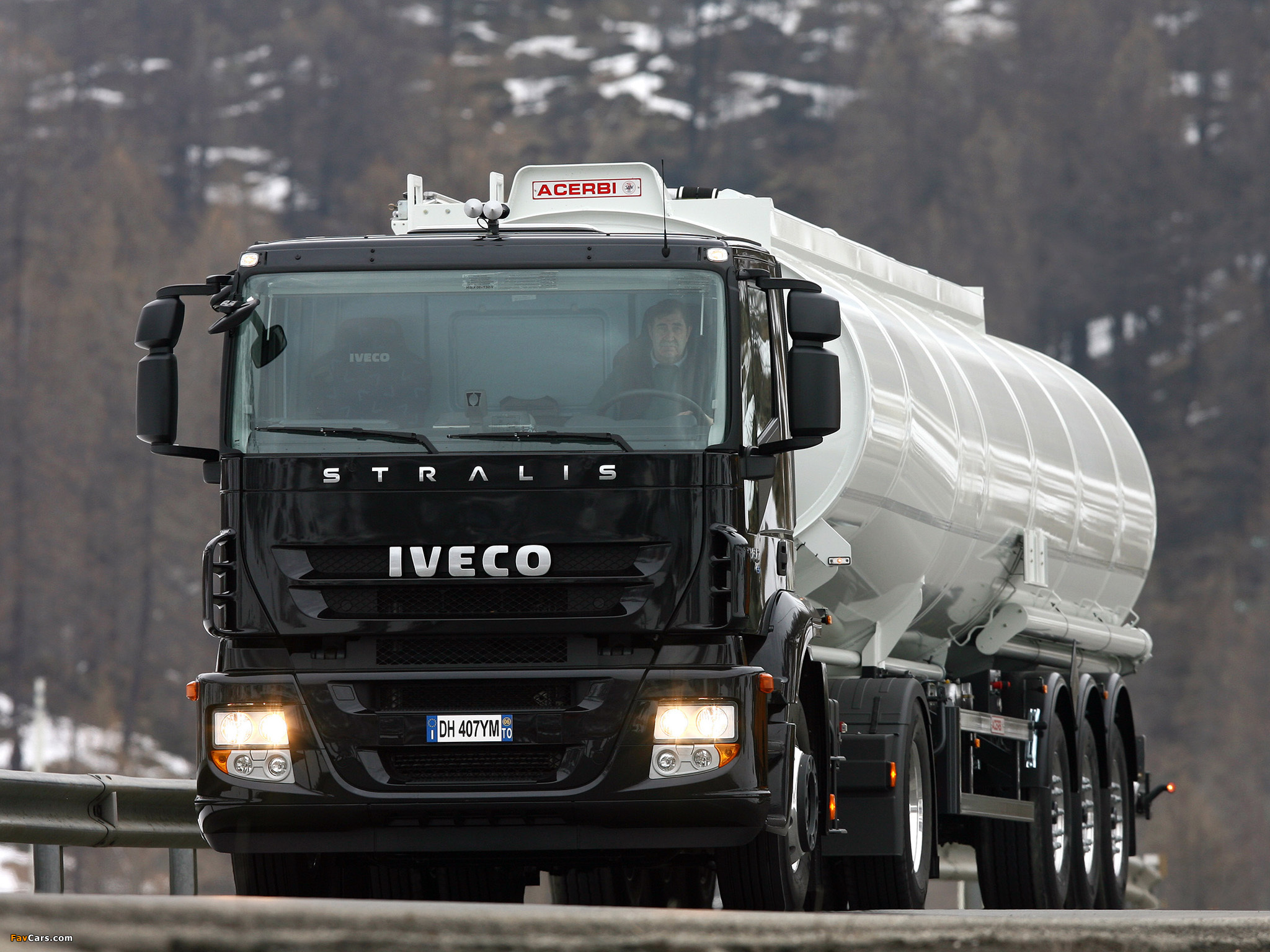 Iveco Stralis 360 4x2 2007–12 wallpapers (2048 x 1536)