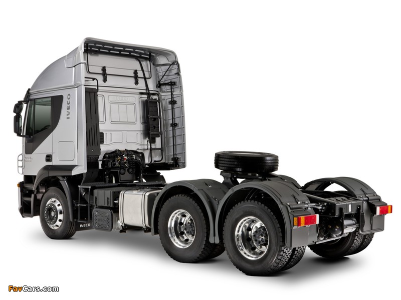 Iveco Stralis NR460 6x4 2010 wallpapers (800 x 600)