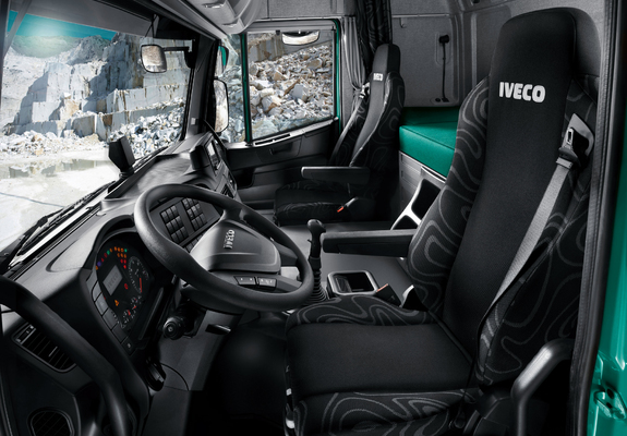Pictures of Iveco Trakker Hi-Land 500 6x4 Tractor 2013