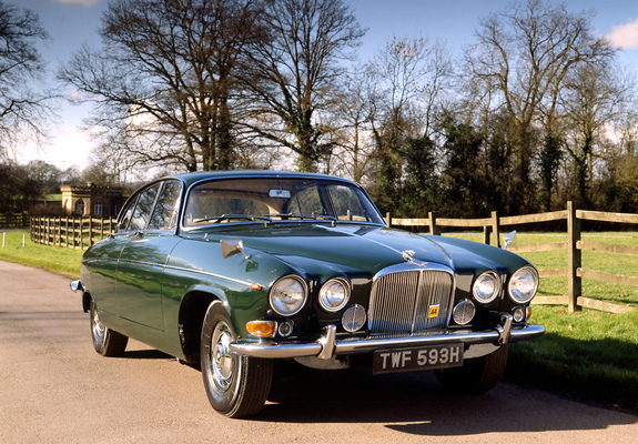 Photos of Jaguar 420 1966–70