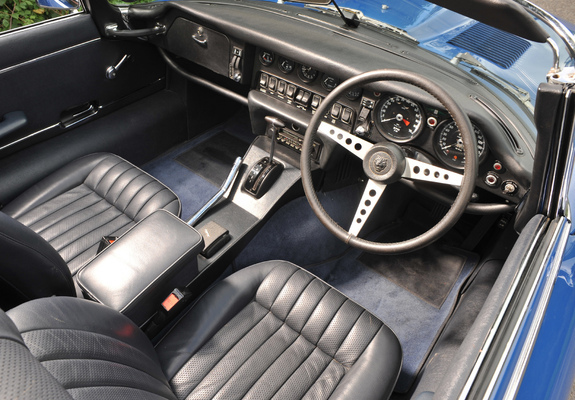Jaguar E-Type V12 Open Two Seater UK-spec (Series III) 1971–74 wallpapers