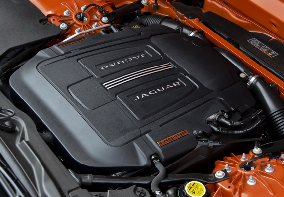 Jaguar F-Type V8 S ZA-spec 2013 images