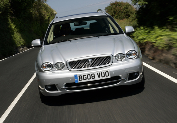 Images of Jaguar X-Type Estate 2007–09