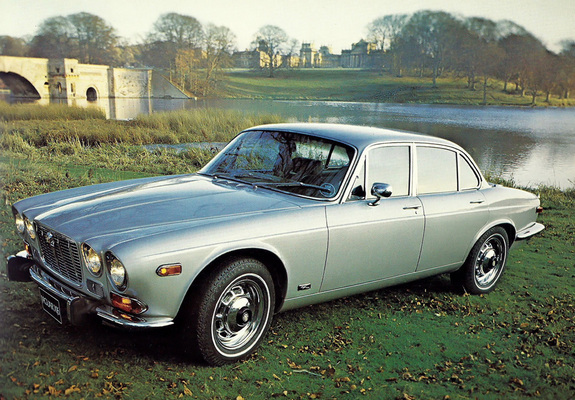 Jaguar XJ6 (Series I) 1968–73 images