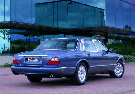 Jaguar XJ Executive (X308) 1997–2003 wallpapers